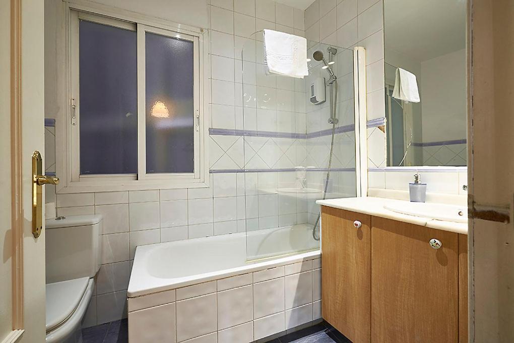 Santo Domingo Rooms Madrid Bagian luar foto